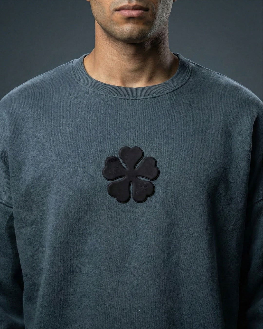 ASTA / BLACK CLOVER / SWEATER.